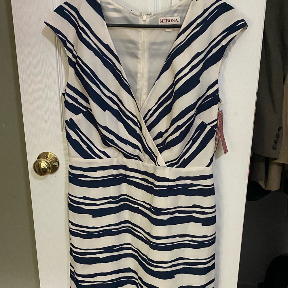 Beautiful, never worn, dress. Bought from Target.